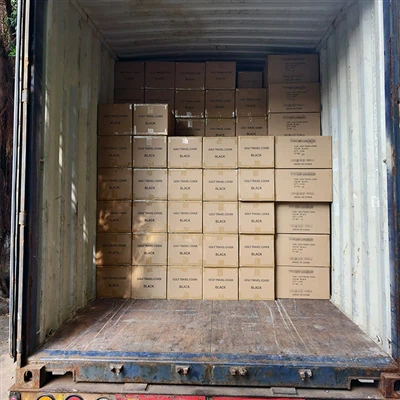 LEGEND TIMES sendir 2000 golftöskur í dag